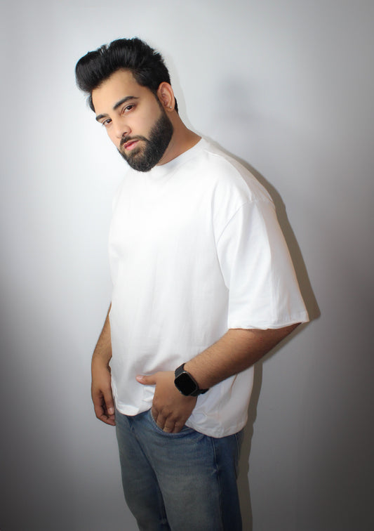 Montx Classic Boxy Fit T-Shirt - White Color