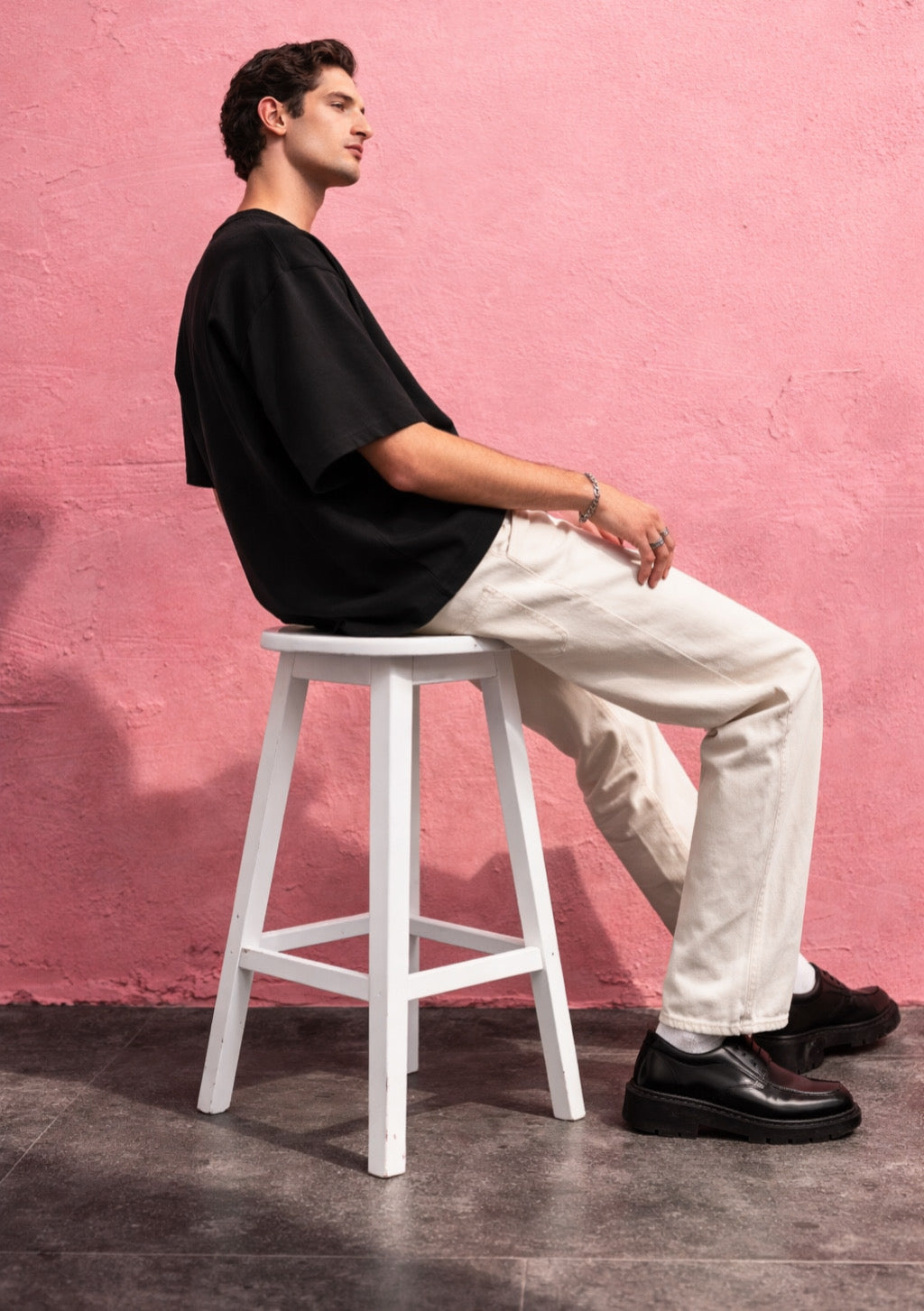 Montx Classic Boxy Fit T-Shirt - Black Color - Montx The Clothing Brand