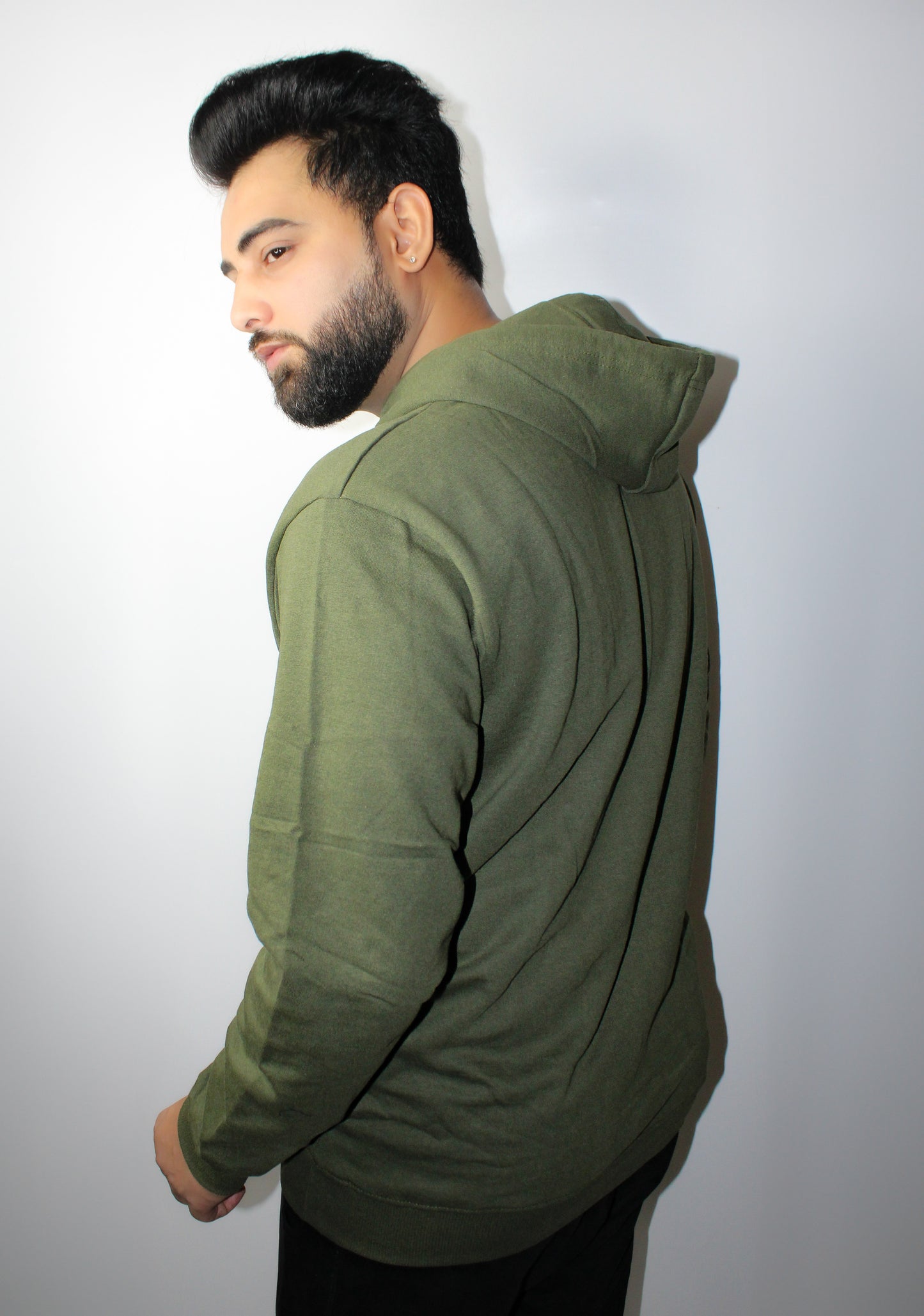 Montx Lightweight Basic Hoodie – Army Green