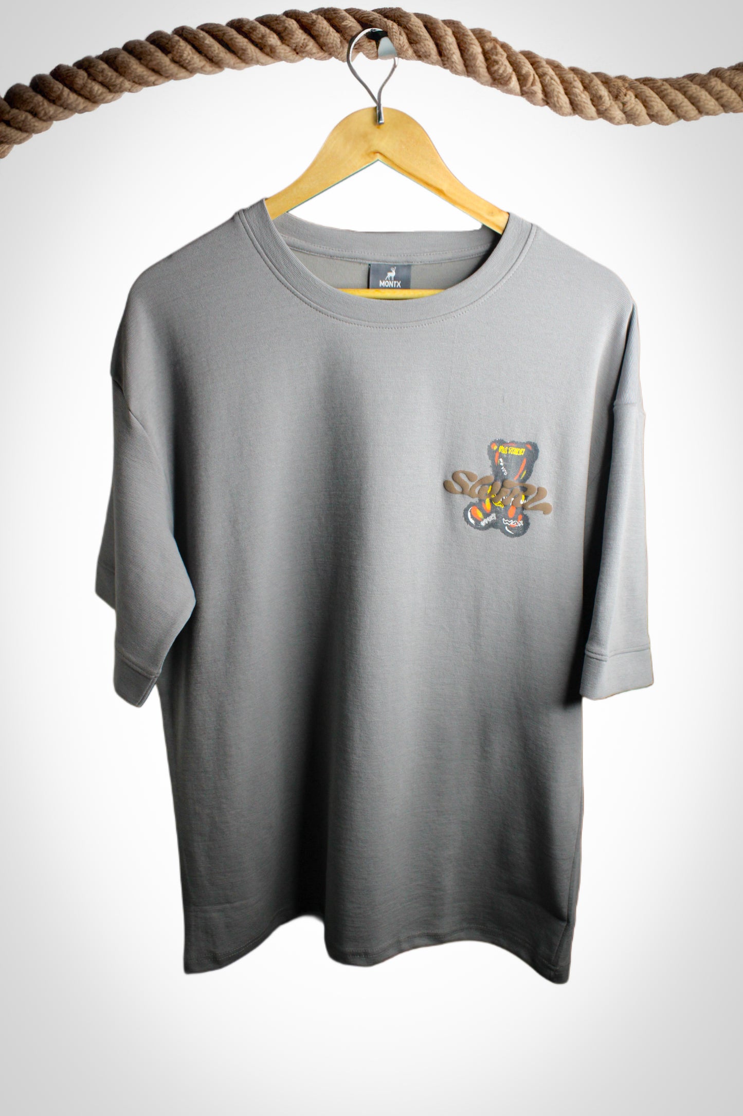 Montx Men's Polar Bear Design T-shirt Loose Fit Street Style - Grey Color