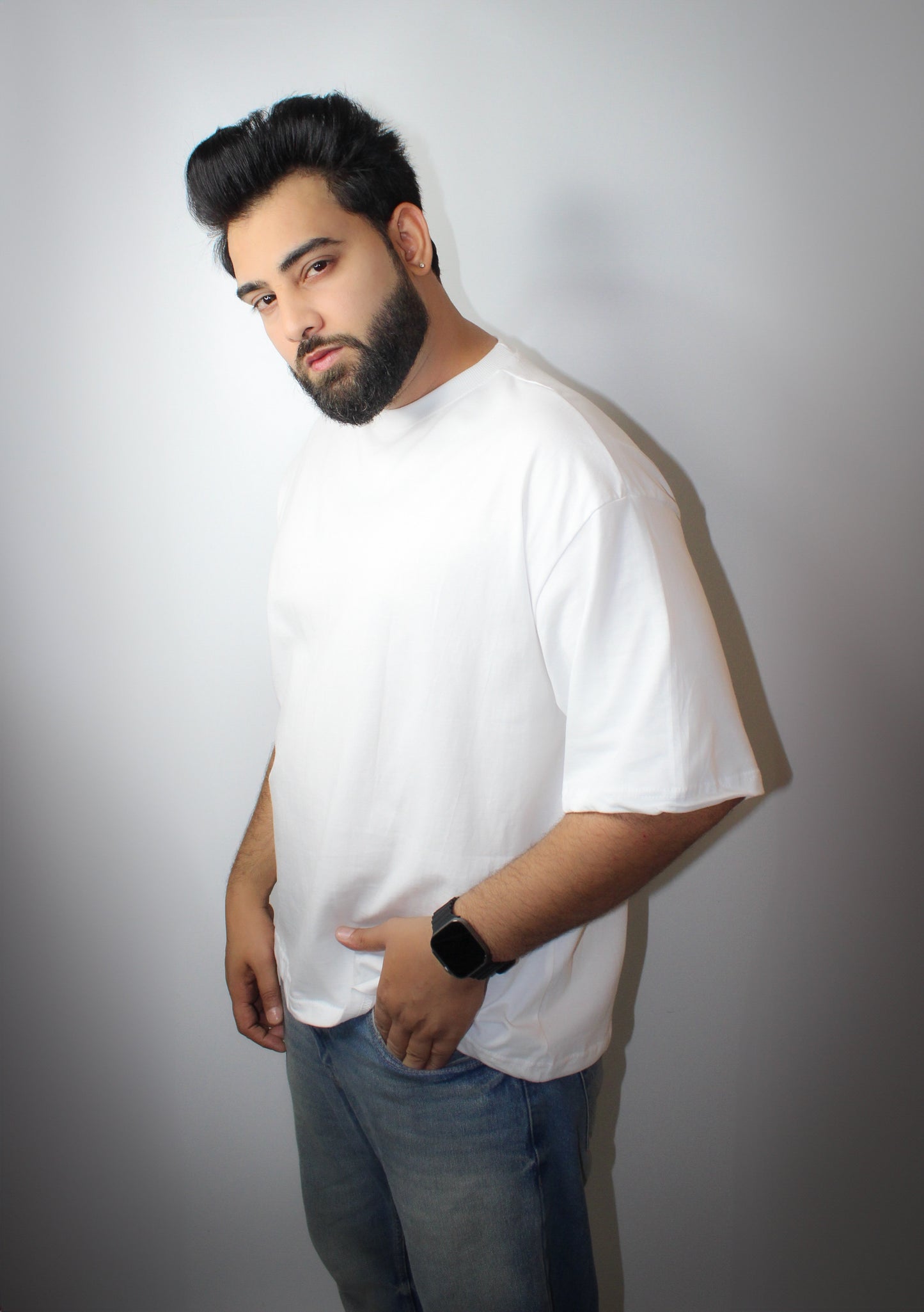 Montx Classic Boxy Fit T-Shirt - White Color
