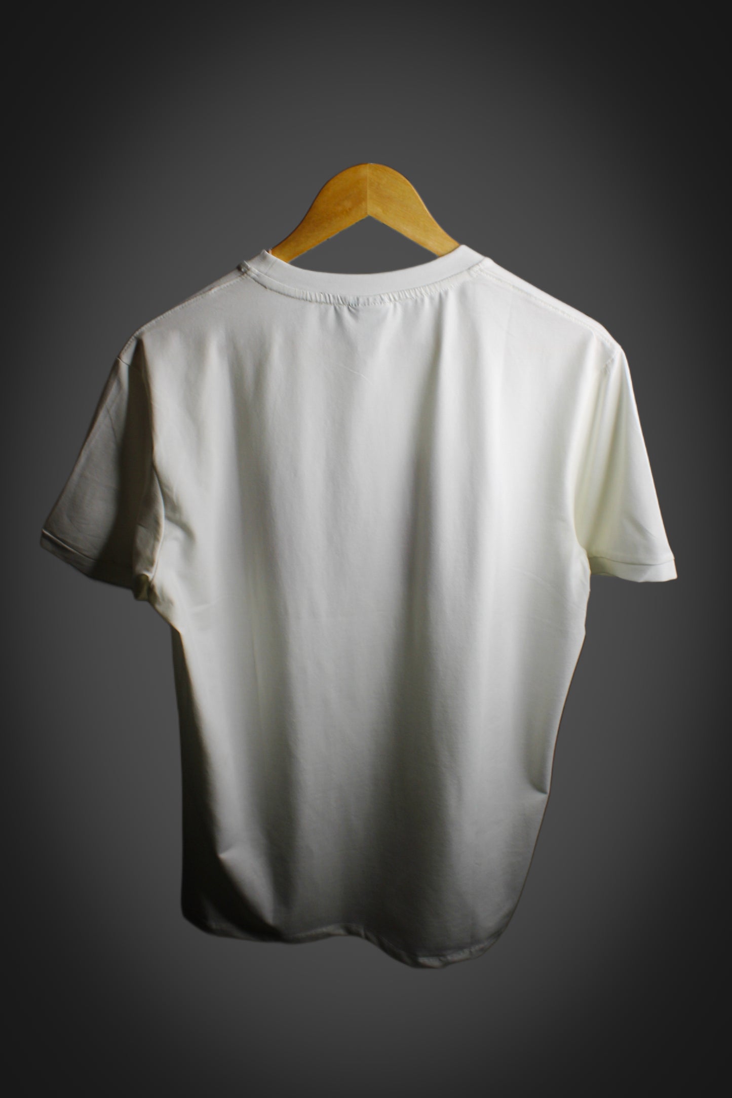 Montx Men's Half Sleeve Round Neck T-shirt White Color - Regular Fit