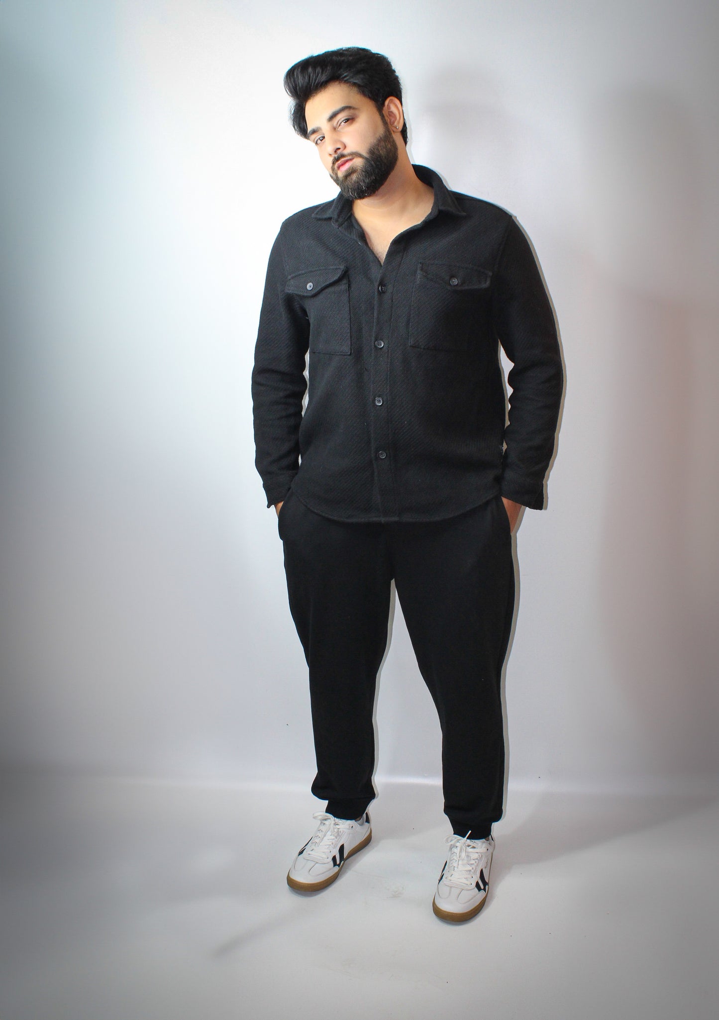 Montx Essential Black Joggers – Everyday Comfort, Timeless Style